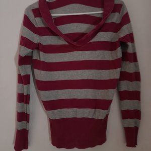 GAP SWEATSHIRTH